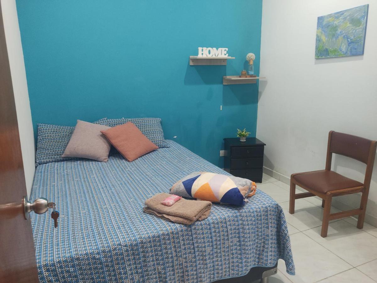 Hostal Komfort Medellin Bagian luar foto