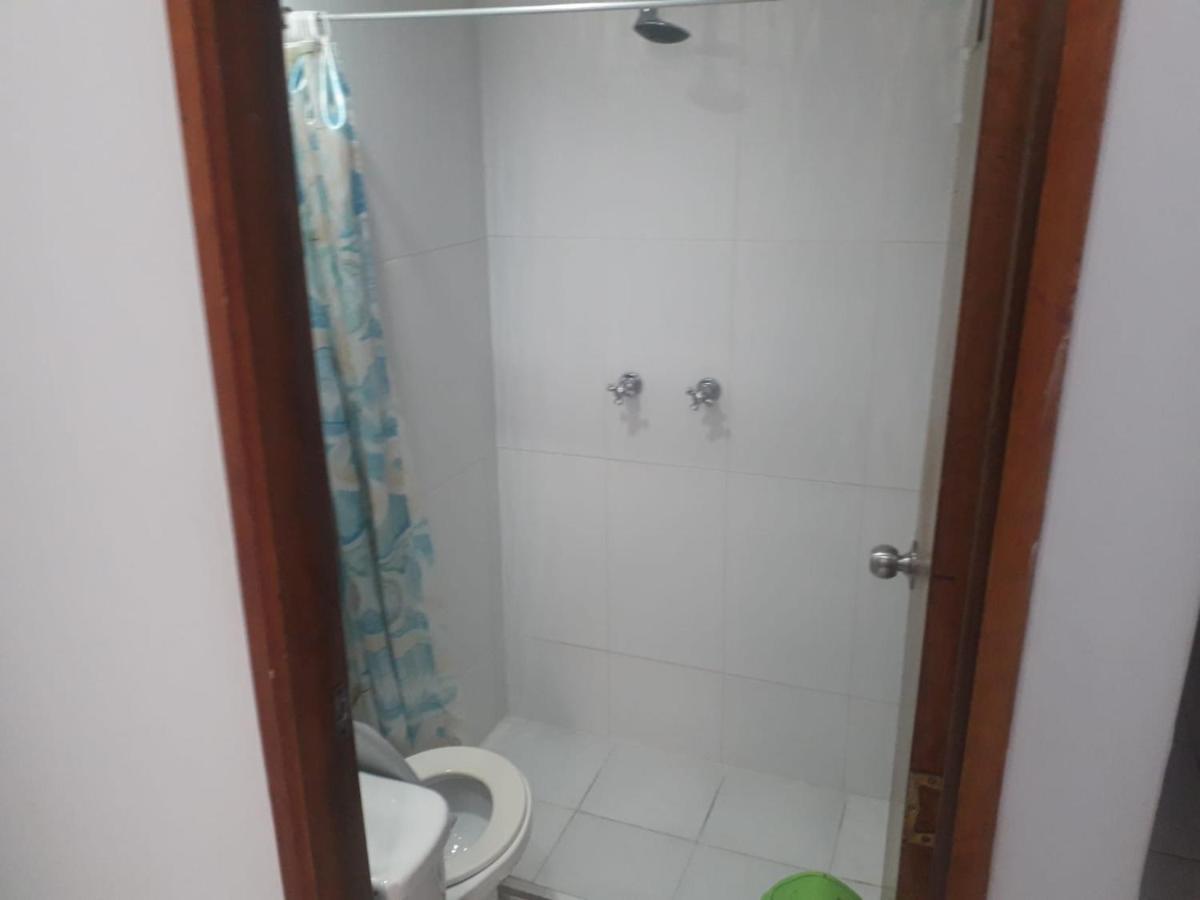 Hostal Komfort Medellin Bagian luar foto